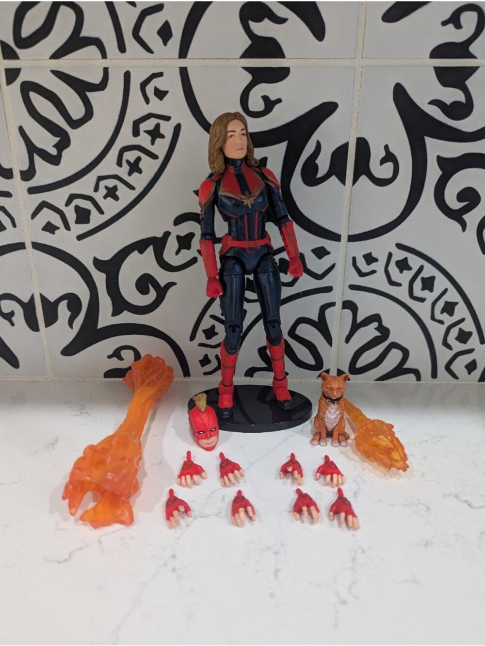 Diamond Select Captain Marvel Collector Edition Action Figure Complete Loose